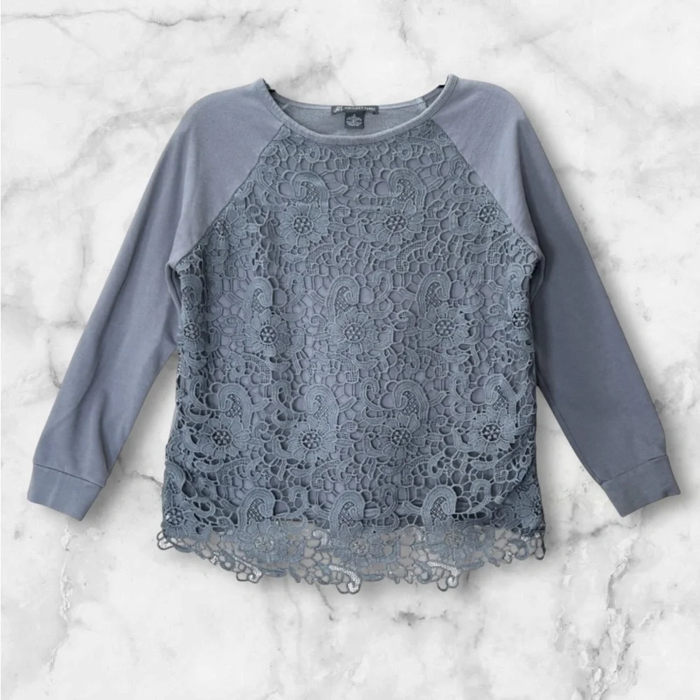 Adrianna Papell Gray Floral Lace Overlay
Pullover Sweater Sweatshirt Size S - Picture 2 of 9